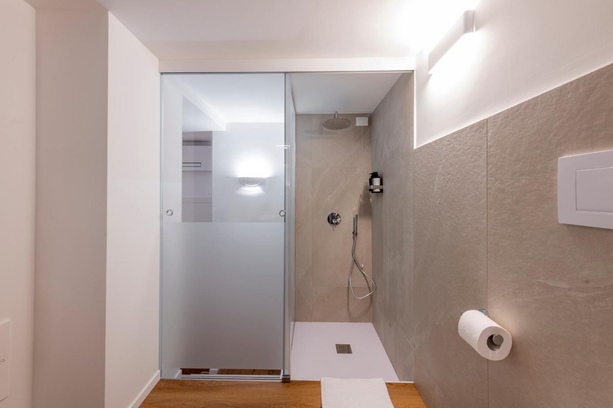 Bnbutler - Inbrera Suites - Giulianova, 1 Milán Exterior foto