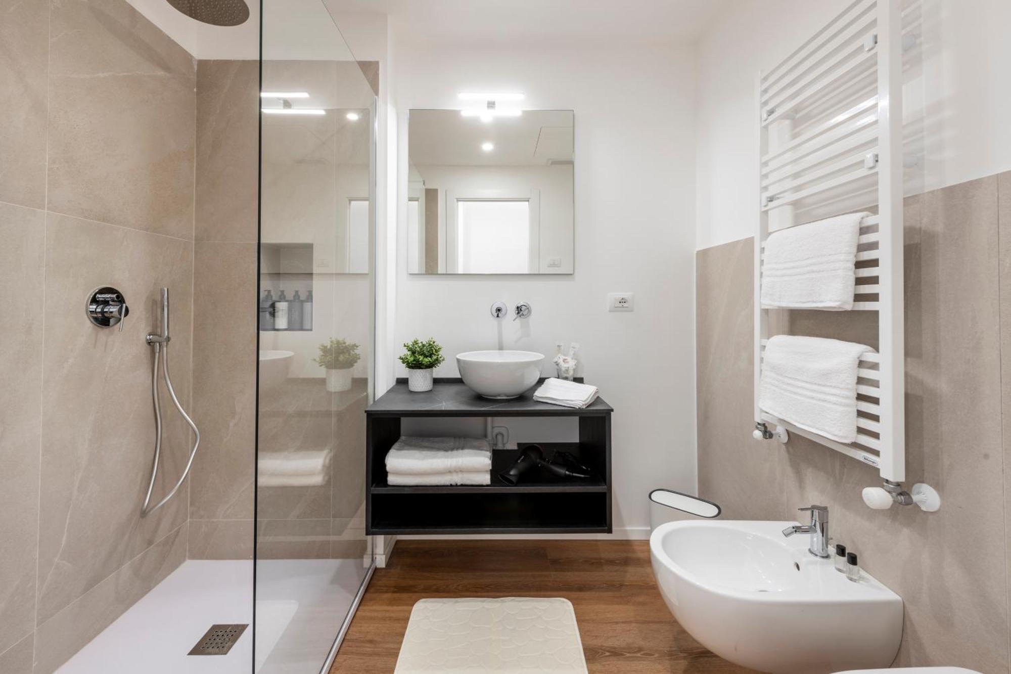 Bnbutler - Inbrera Suites - Giulianova, 1 Milán Exterior foto